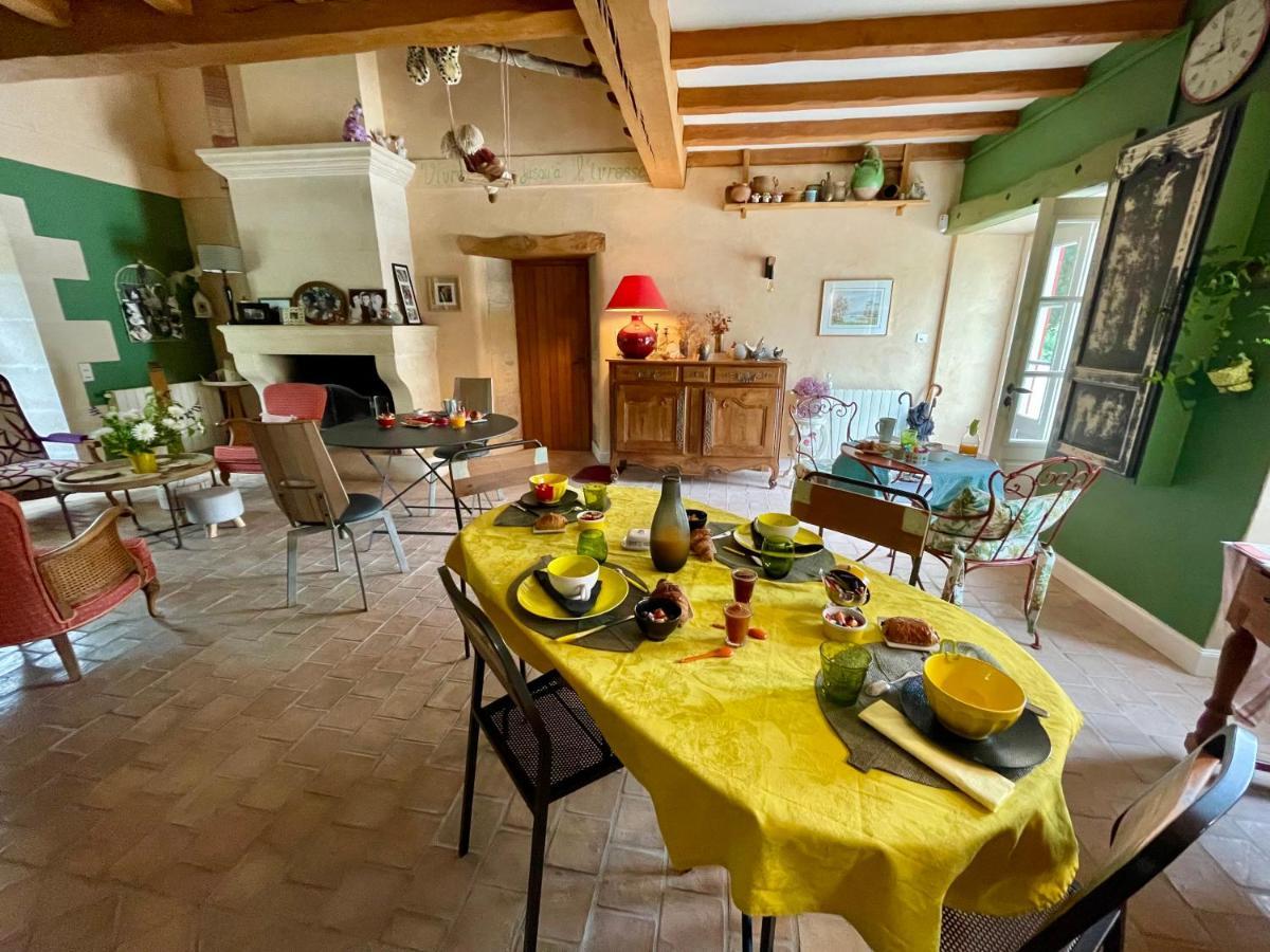 Le P'Tit Nid De Gabriel Les Touches-de-Périgny Exterior foto